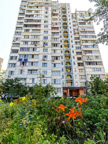 Червоної Калини просп. (Володимира Маяковського), 11-Б
