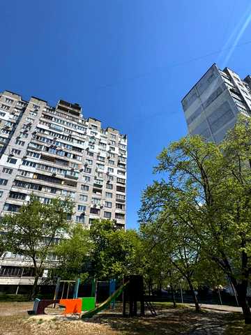Миколи Закревського вул., 35