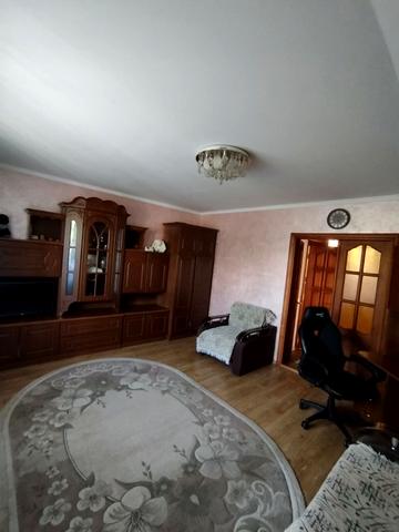 Клима Савури вул., 3