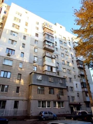Сергія Ядова вул. (Ювілейна), 24а