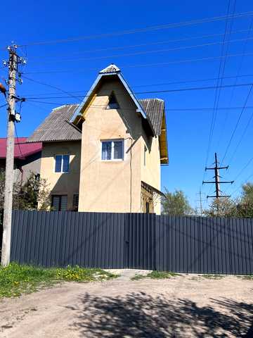 Квіткова, 38