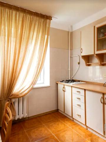 Русанівський бульв., 9