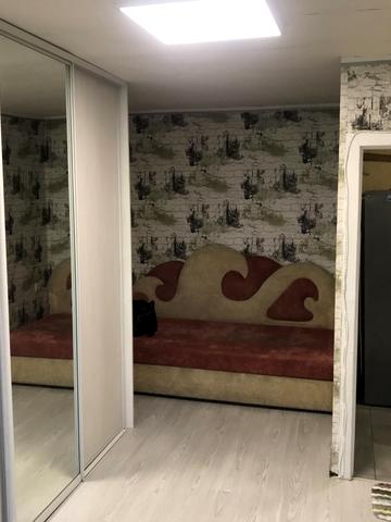 Павла Тичини просп., 5/1
