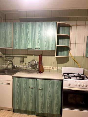 Верховинна вул., 80