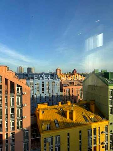Регенераторна вул., 4 к3
