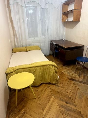 Володимира Івасюка просп. (Героїв Сталінграду), 44