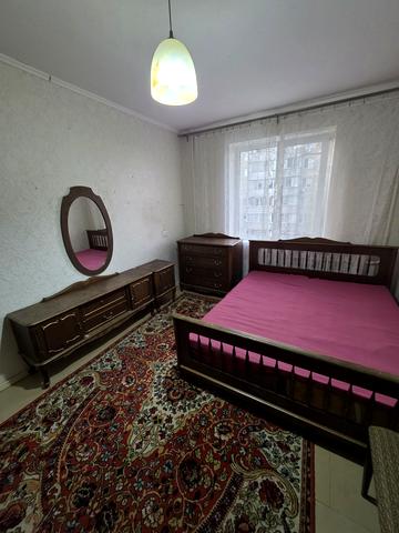Олександра Поля просп. (Кірова), 24