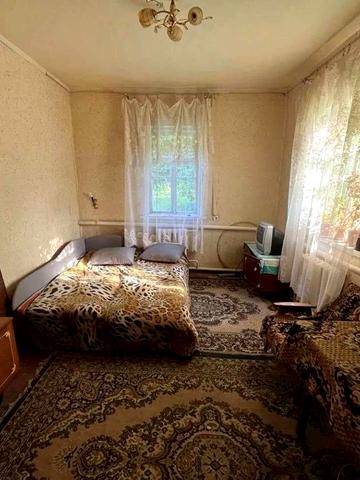 Зарічна вул.