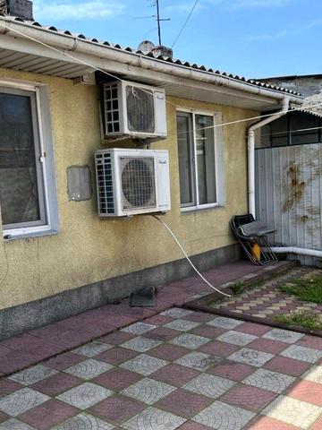 Михайлівська вул., 22