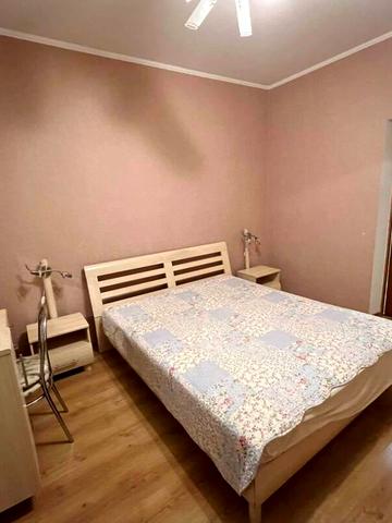 Миколи Бажана просп., 10