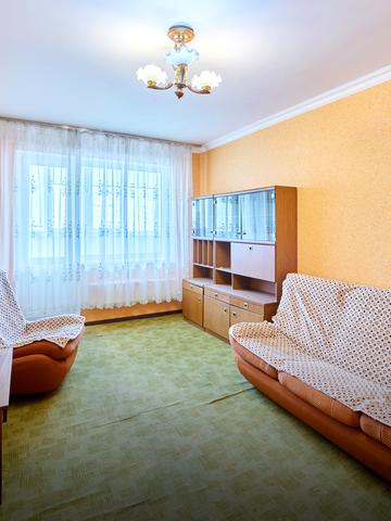 Радунська вул., 42/10