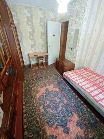 Севастопольська вул., 13