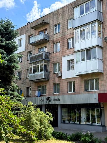 Незалежності вул. (Леніна), 77