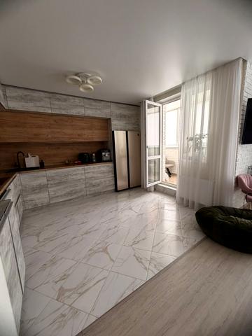 Михайла Грушевського вул., 30г
