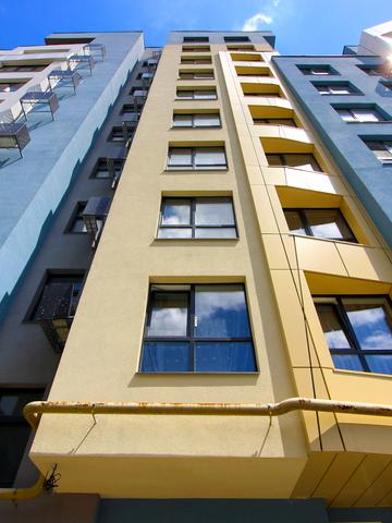 Карла Мікльоша вул., 20