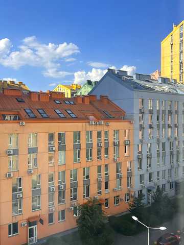 Соборності просп. (Возз'єднання), 17 к2
