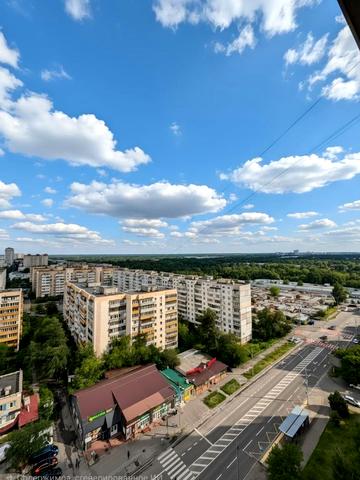 Володимира Івасюка просп. (Героїв Сталінграду), 60