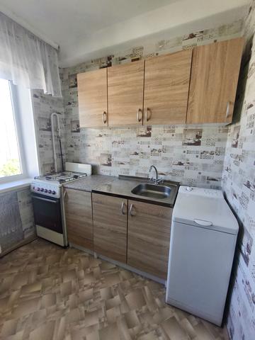 Героїв Дніпра вул., 3