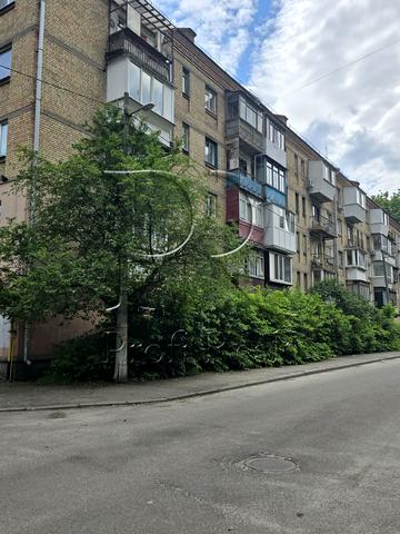 Братів Зерових вул. (Червонопартизанська), 23