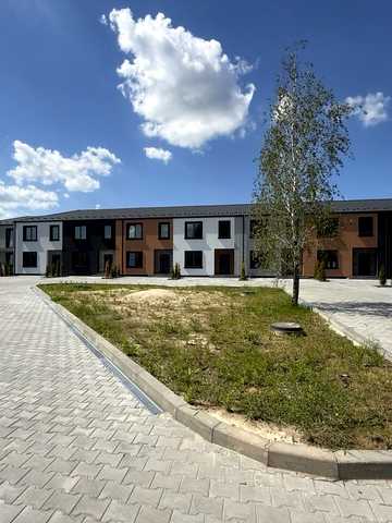 Успішна, 11