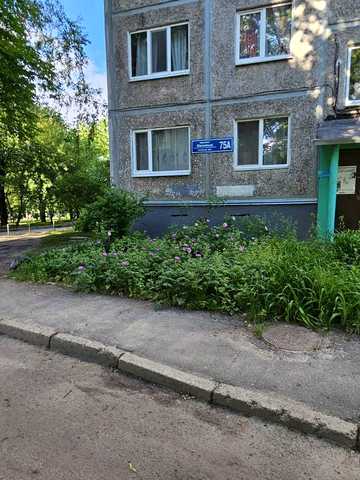 Ювілейний просп. (), 75а
