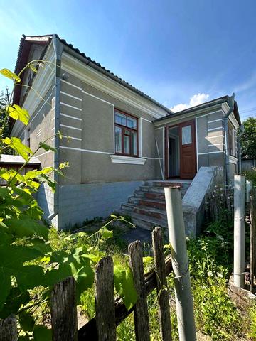Лесі Українки, 7
