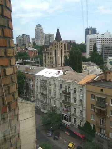 Олеся Гончара вул., 96