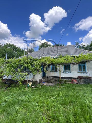 Вишнева вулиця