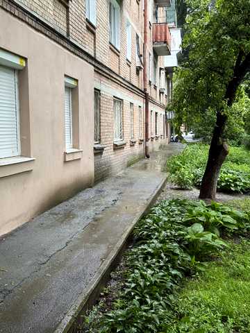 Кловський узвіз, 14-Б