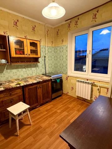 Оболонський просп., 30