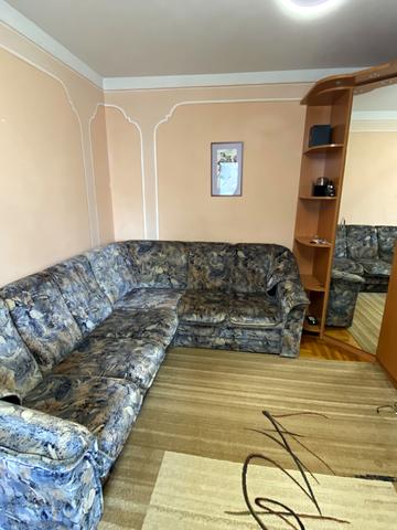 Срібнокільська вул., 8