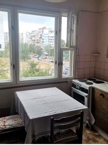Червоної Калини просп. (Володимира Маяковського), 15-В