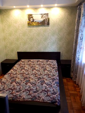 Паркова вул. (Чубаря), 4
