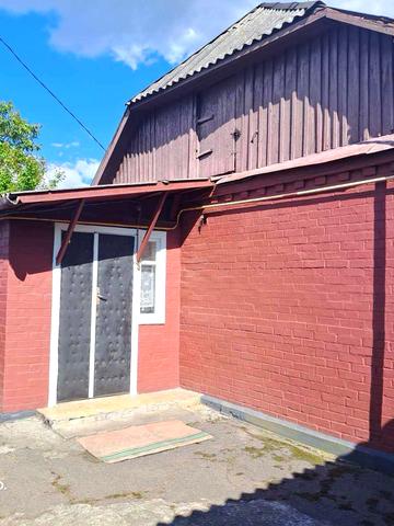 Центральна вул., 38