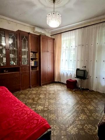 Запорізька вул., 10