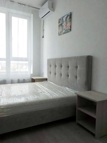 Ковалевського узвіз, 7