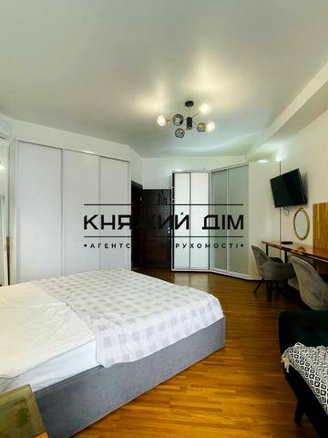 Василя Тютюнника вул. (Анрі Барбюса), 37/1