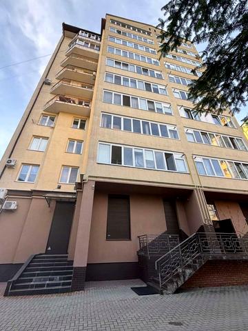 Євгена Коновальця вул., 23