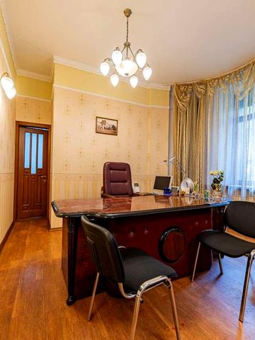 Полтавський Шлях вул., 22