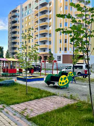 Івана Кожедуба вул., 8-Б