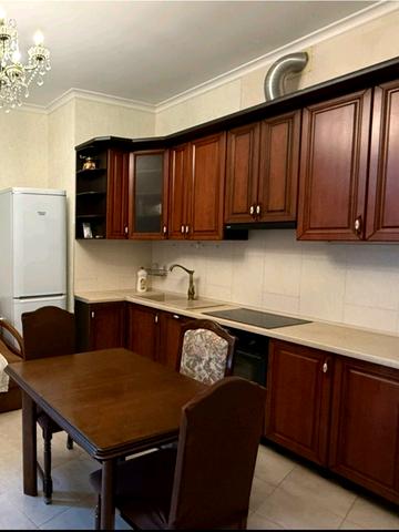 Інглезі вул. (25-ї Чапаєвської Дивізії), 6/1
