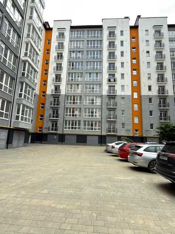 Хіміків вул., 43