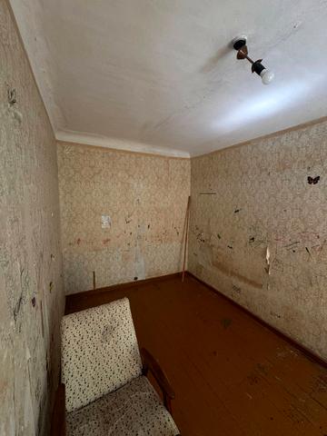 Івана Крамського вул., 5