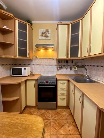 Олександра Мишуги вул., 1/4