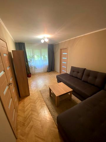 Миколи Василенка вул., 4