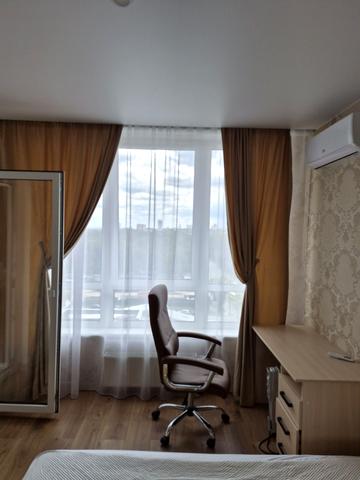 Віктора Некрасова вул. (Північно-Сирецька), 10