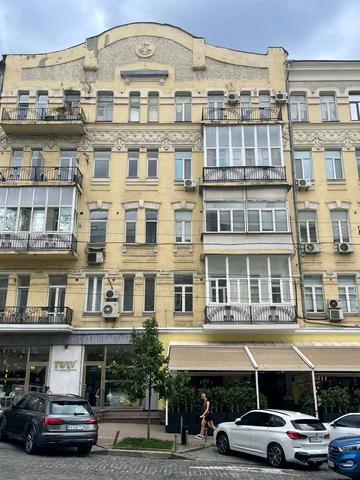 Велика Васильківська вул. (Червоноармійська), 43/16