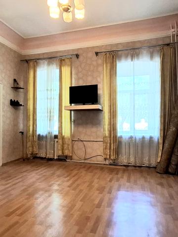 Новосельського вул., 5