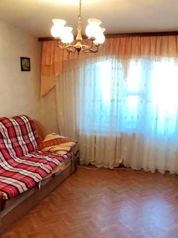 Лук'янівська пл., 7