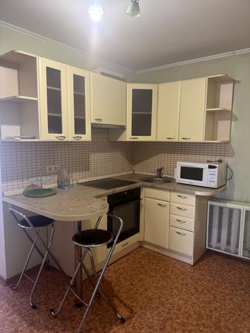 Академіка Корольова просп., 24